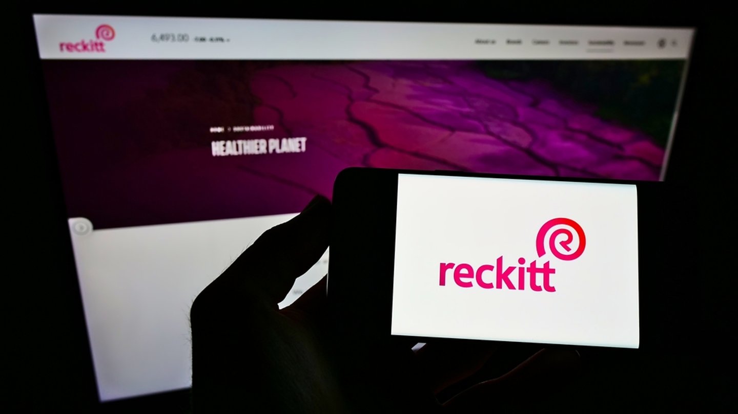 Reckitt Logo