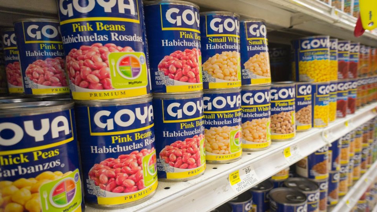 Goya cans in store