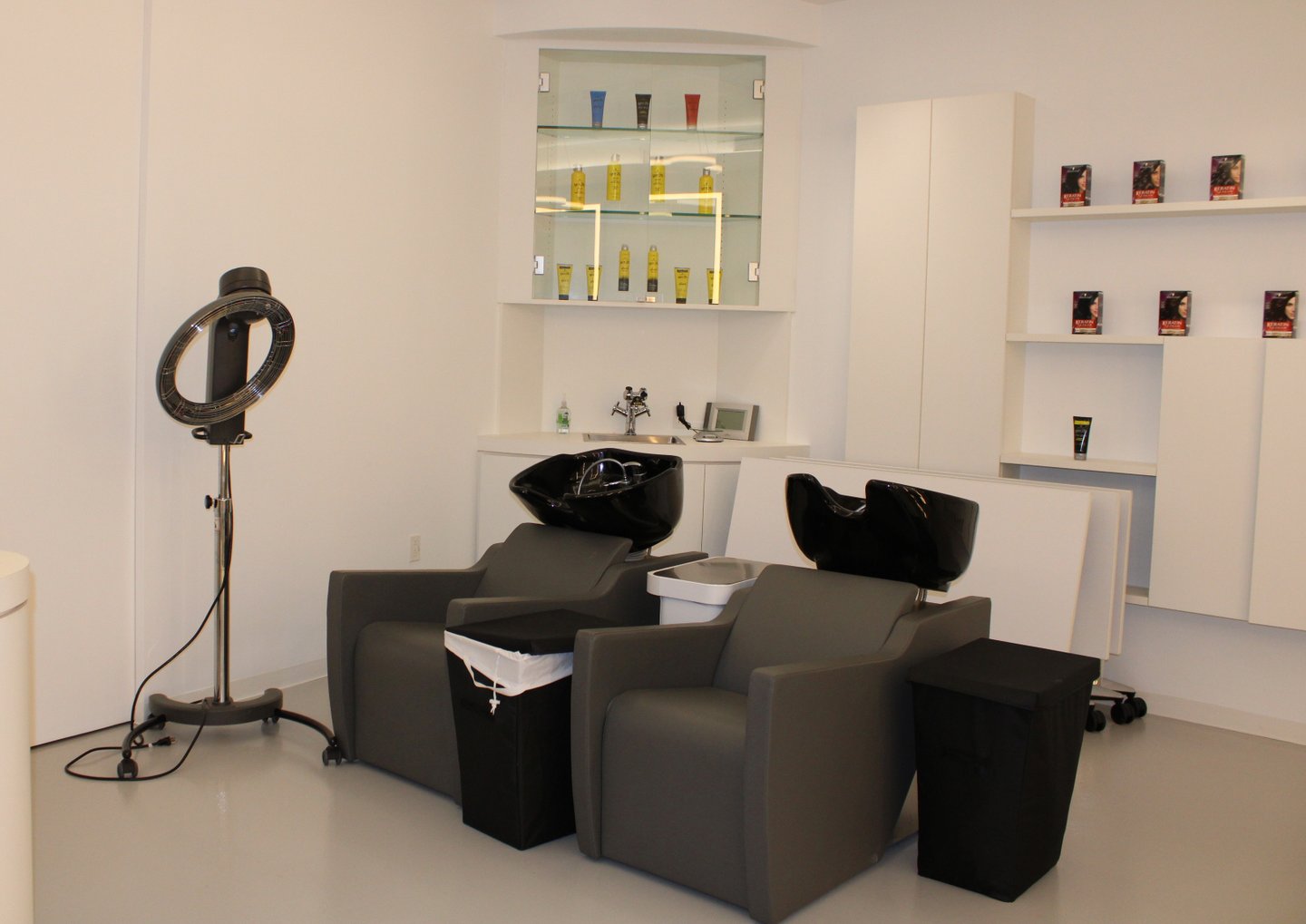 Henkel's beauty and hair salon is used to test products and experiences. 