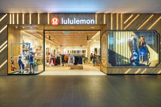 Lululemon storefront