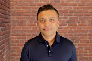 khurram moiz headshot