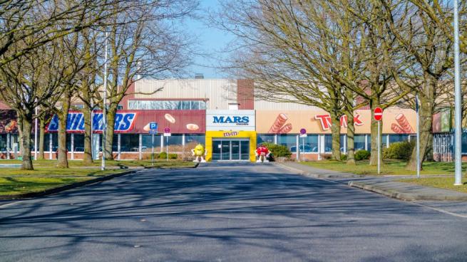 Mars brand storefront